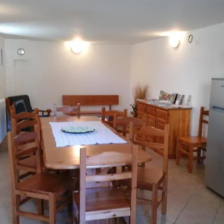 Dortoir Mont Avic Bed & Breakfast *