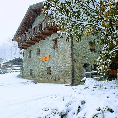 Dortoir Mont Avic Bed & Breakfast Champdepraz